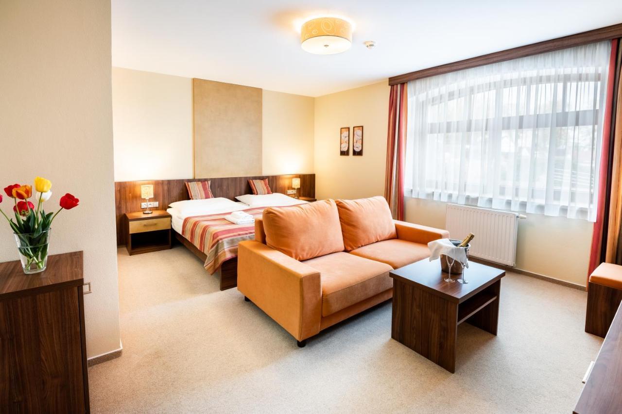 Hotel Artaban Žirovnice Εξωτερικό φωτογραφία